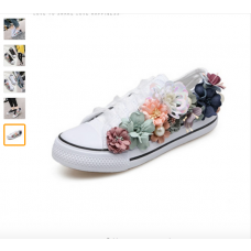 2019 spring and summer new custom handmade three-dimensional beaded flowers lace casual shoes fashion flat low canvas shoes.